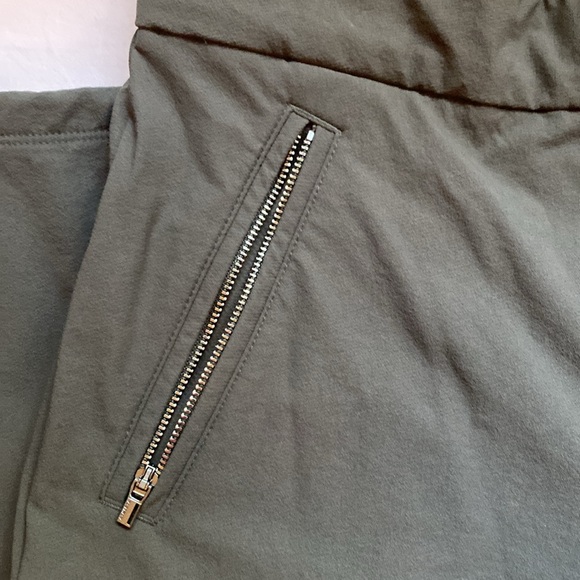 Athleta Pants NWOT - Picture 4 of 6